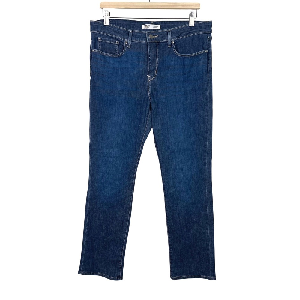 Signature by Levi Strauss Women Totally Shaping Straight Jeans Dark Wash 31x28